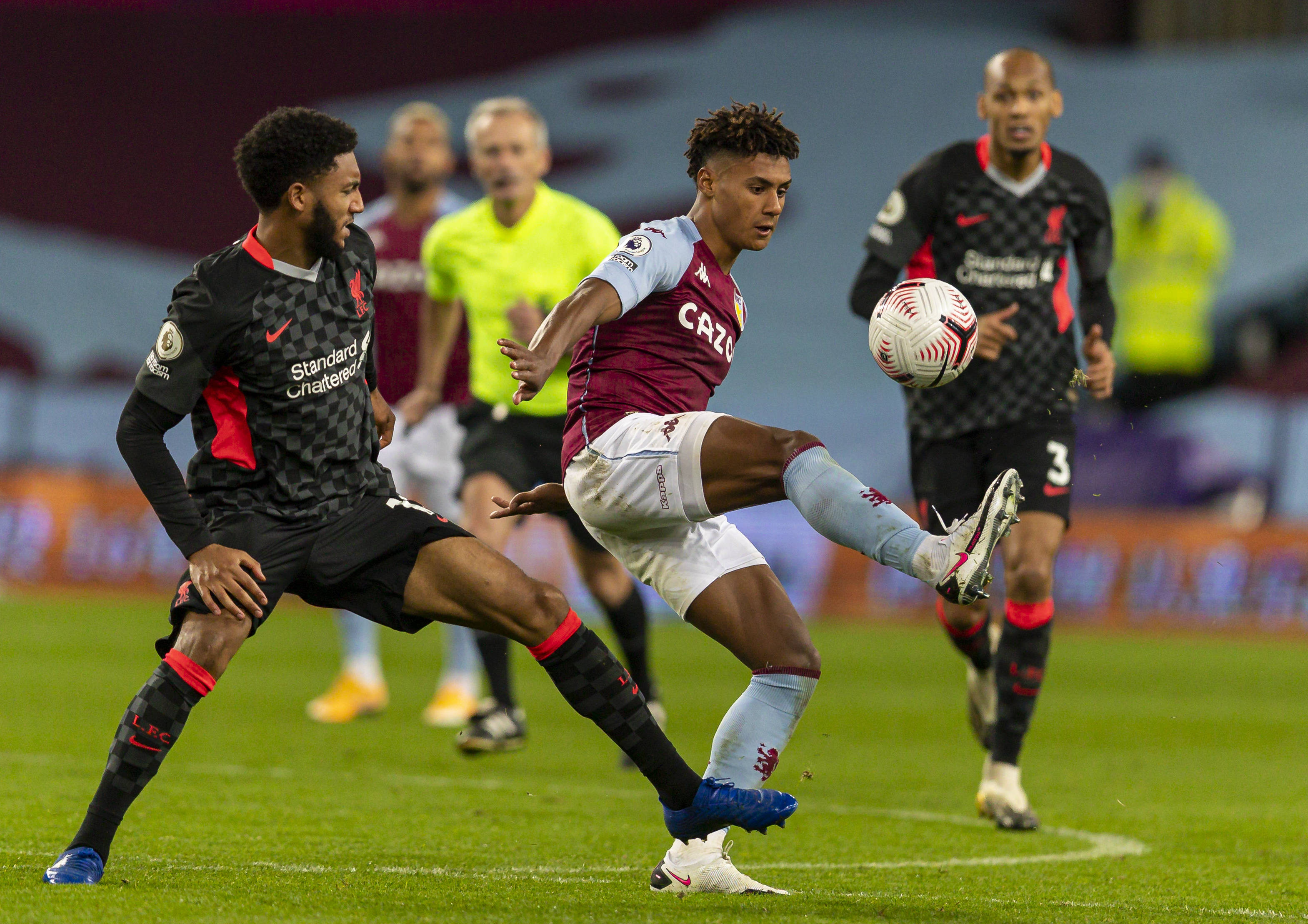 凭借教练的 凭借教练的